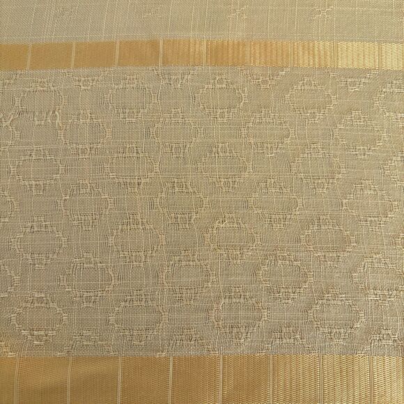 Jacquard Stripe Tablecloth - Picture 4 of 6
